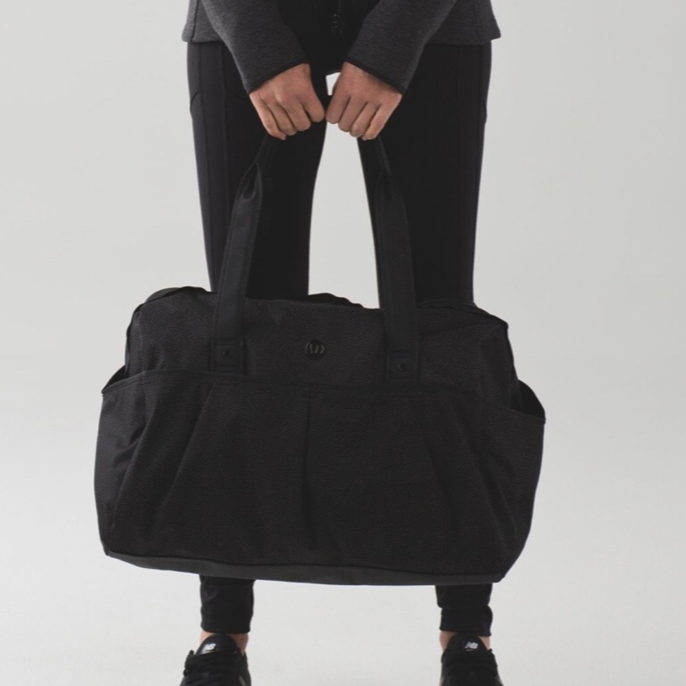 Lululemon Black Duffel w Reflective Grey Dots